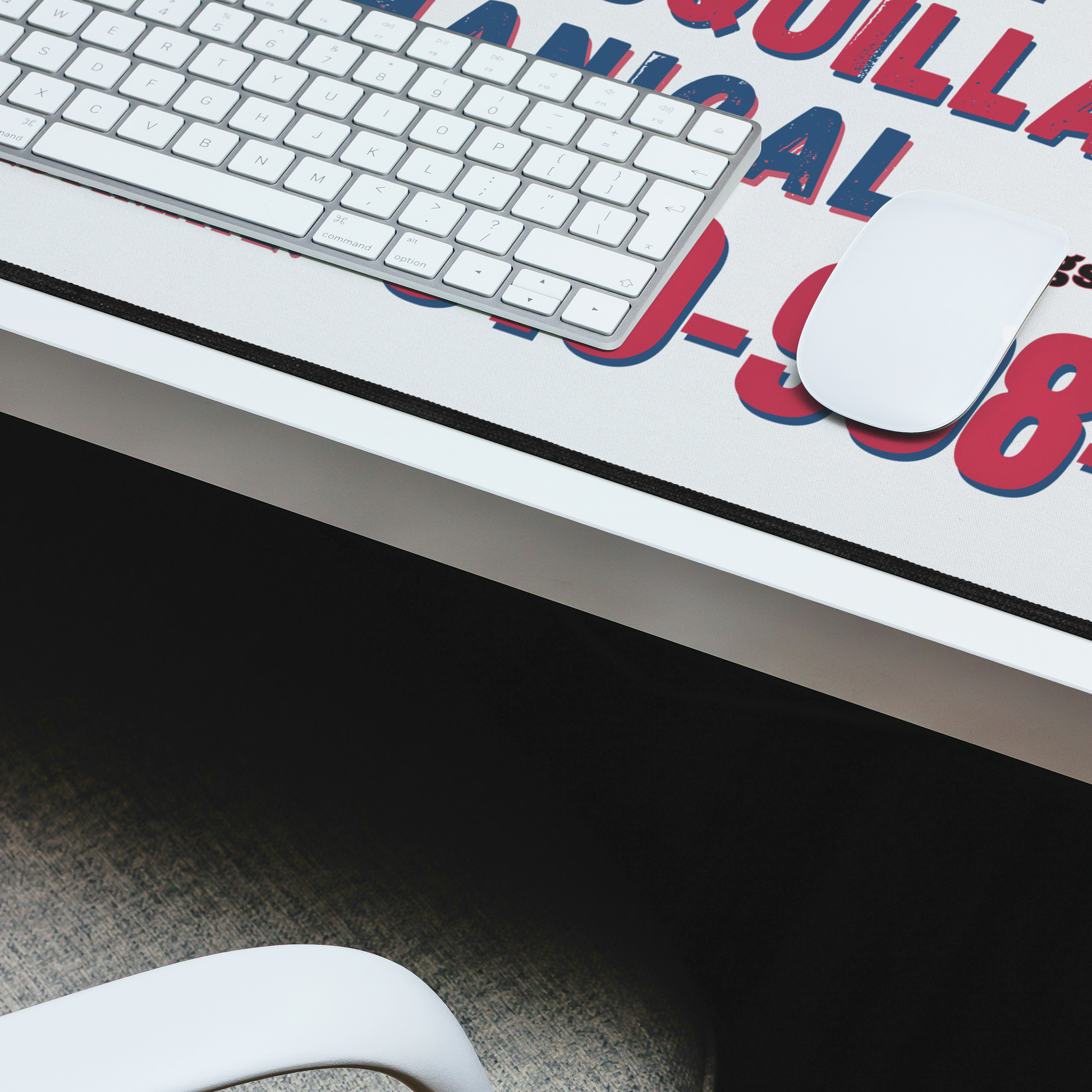 KSM_Deskmat_Deskmat_XL_Closeup_Master_Mockup.png